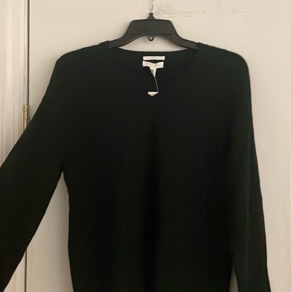 Black Charter Club Cashmere Large V-neck Sweater